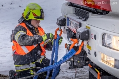 Busbergung_Schnee120121_Kollinger-17