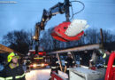 25.12.2010: Tresorbergung aus dem Innbach in Gstocket