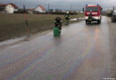 19.01.2011: Ölbindearbeiten auf Fahrbahn in Weidach
