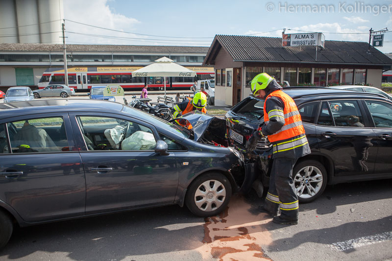 23.07.2014: Auffahrunfall auf der B 129 in Alkoven