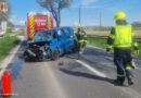 21.04.2023: Pkw-Überschlag nach Kollision mit Baum auf B 129 in Alkoven