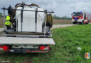 25.04.2025: Mobilklo-Fahrzeug in Gstocket im Morast festgefahren → Problemlösung per Muskelkraft